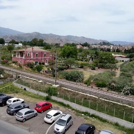 Casa Valeria - Vicino * Giardini Naxos